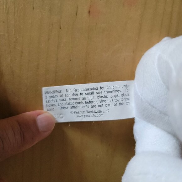 Peanuts Snoopy Plush With Holiday Hat & Scarf Whitmans Candies - Picture 6 of 8